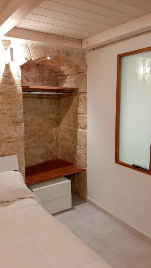 B&B Il Castello Suite جيوفيناتسو المظهر الخارجي الصورة